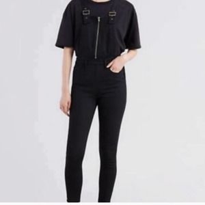 Levi’s Skinny Zipper Black Overalls